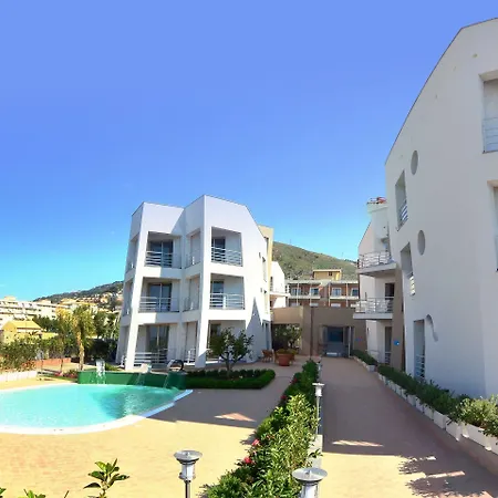 酒店 阿斯特罗套房酒店 4*