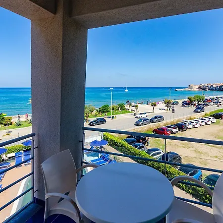 Hotel Astro 4*