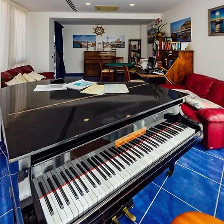 酒店 阿斯特罗套房酒店