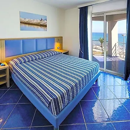Hotel Astro