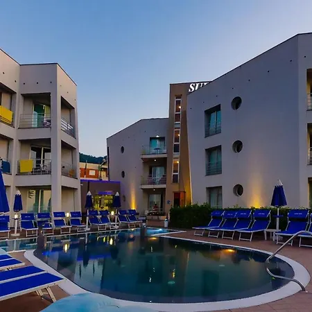 Astro Hotell