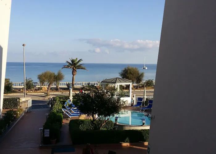 Astro Ξενοδοχείο Cefalù